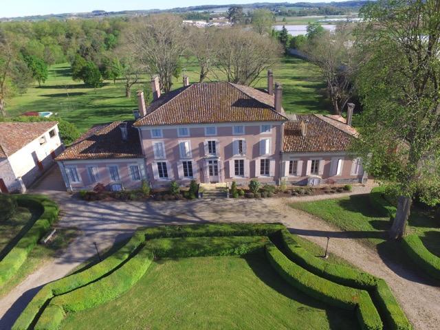 Bed and Breakfast Chateau De Lacaze Lagarrigue  Экстерьер фото