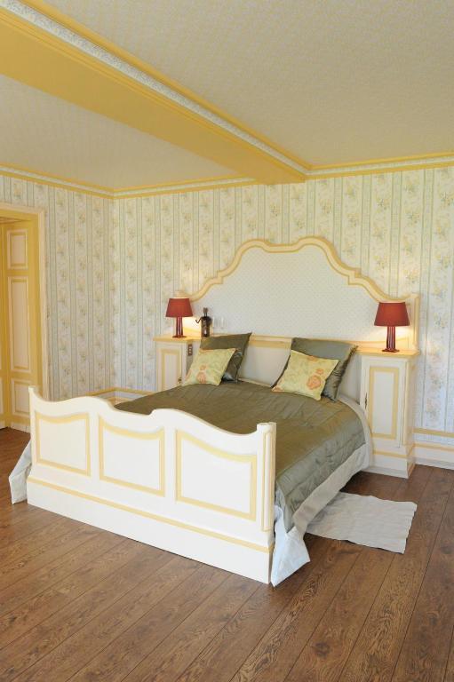 Bed and Breakfast Chateau De Lacaze Lagarrigue  Номер фото